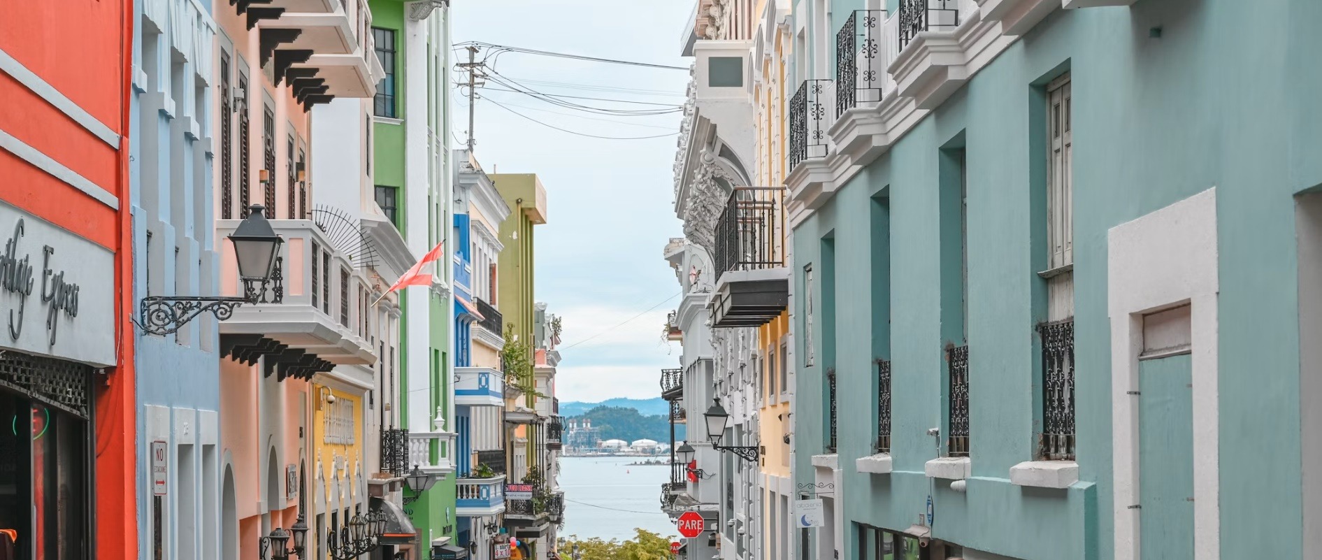 Puerto R. country image